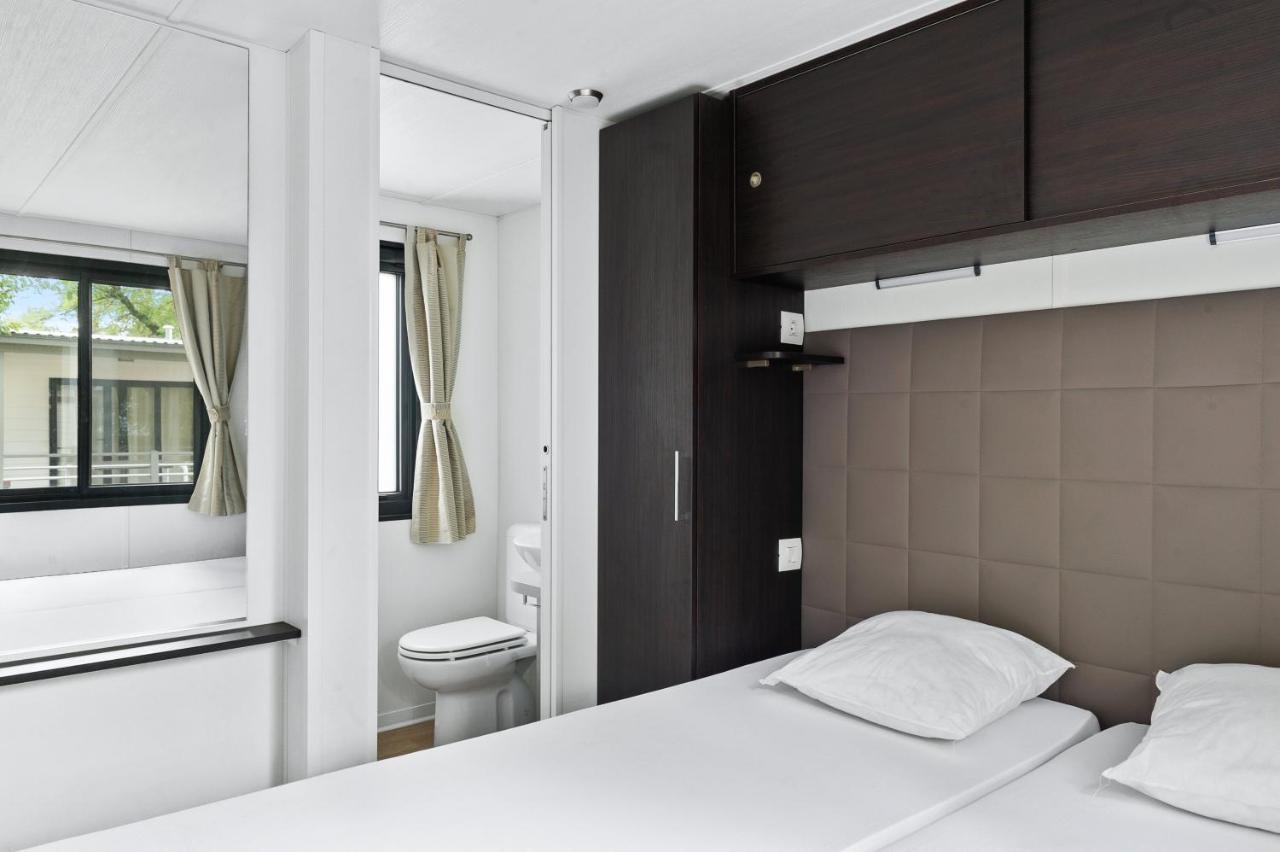 Mobile Homes Solaris Vacanceselect Шибеник Экстерьер фото