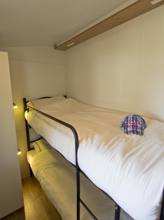 Mobile Homes Solaris Vacanceselect Шибеник Номер фото